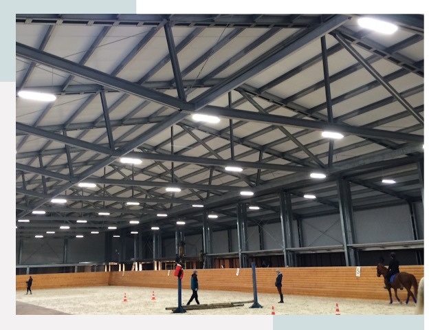Строительство конных манежей от 621 руб в Спасск-Дальний