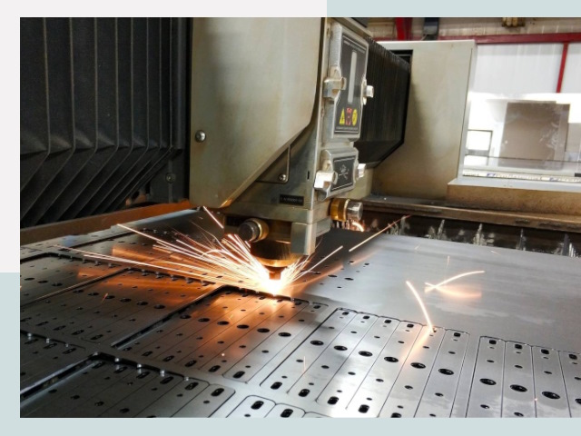 Лазерная резка металла в Спасске-Дальнем от 621 руб.